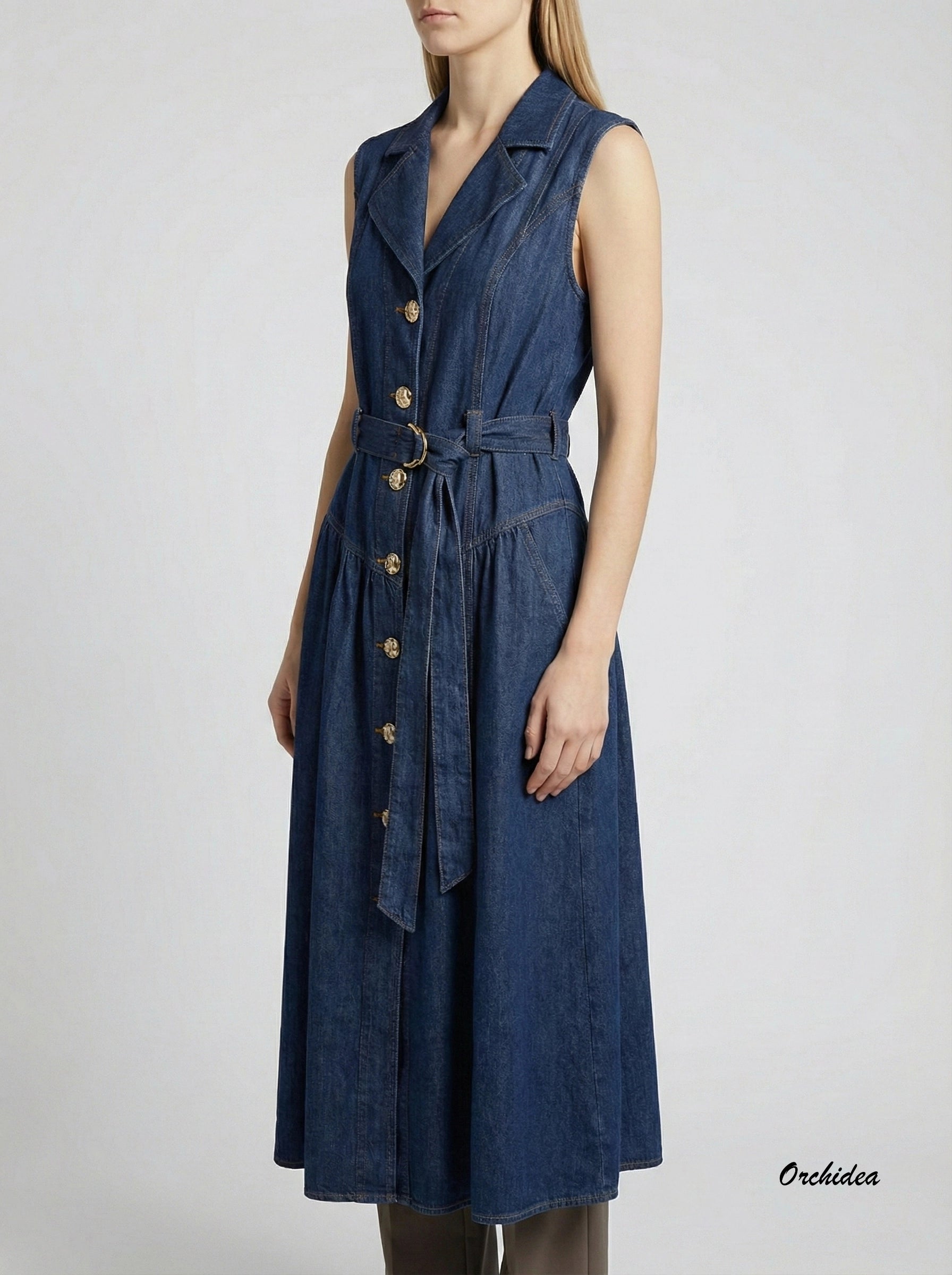 Denimové midi šaty s páskem