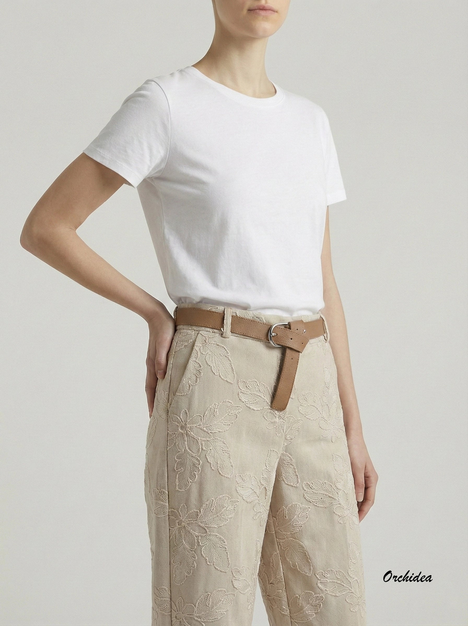 Béžové vyšívané kalhoty