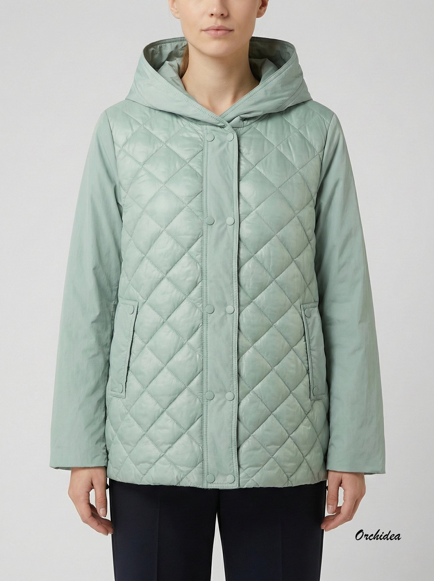 Prošívaná přechodová bunda s kapucí