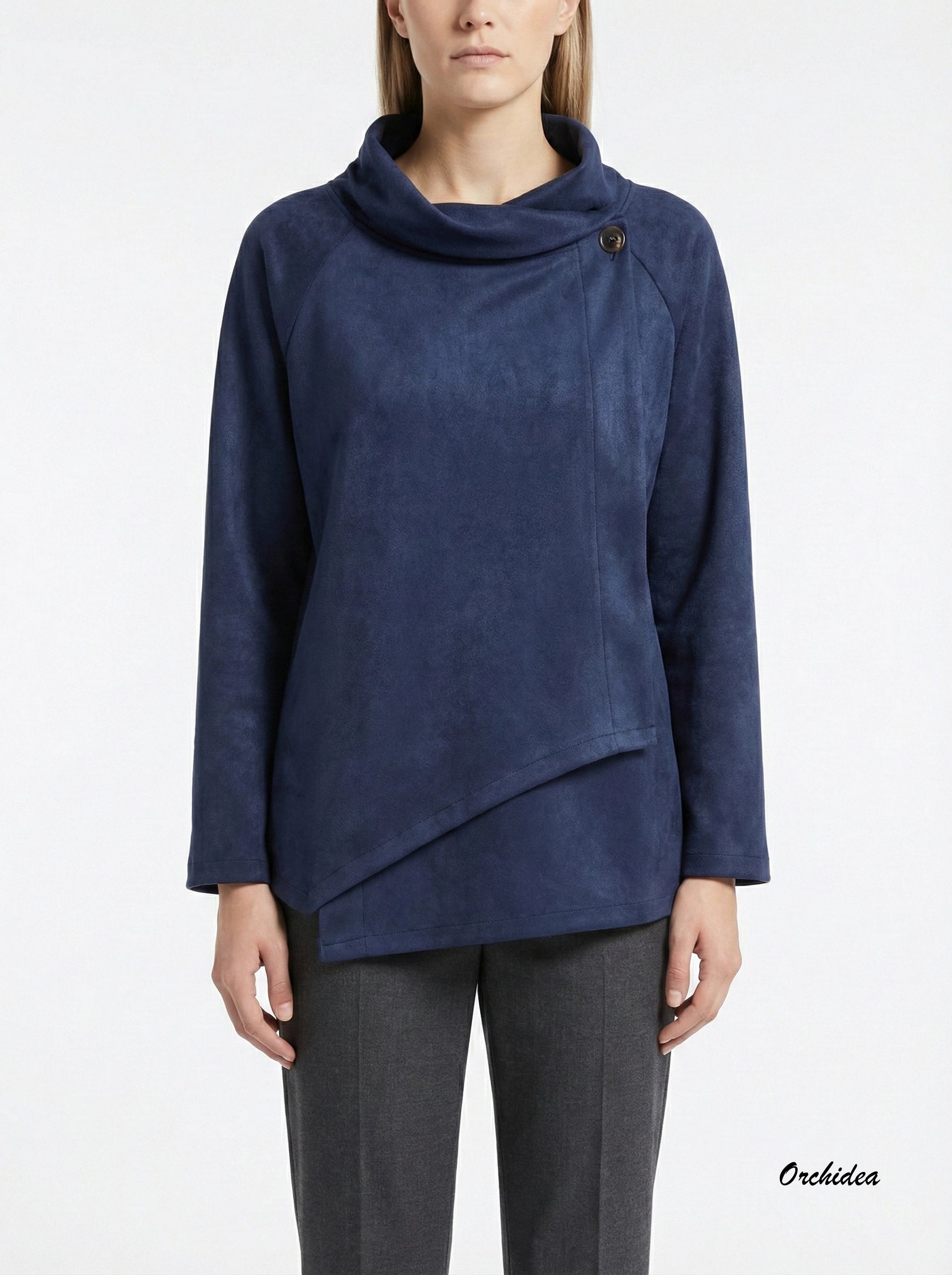 Asymetrická halenka z eko semiše s knoflíkem